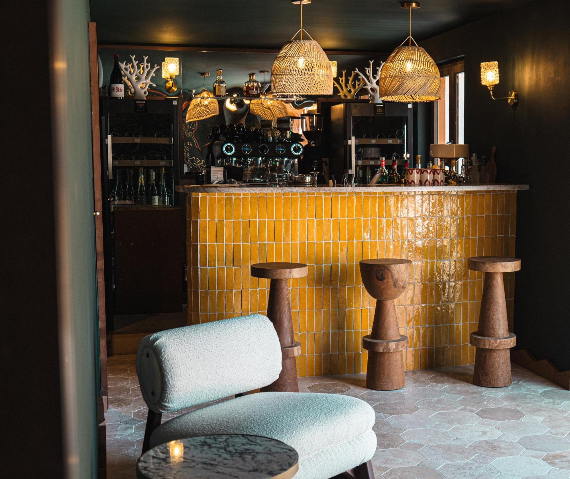 Boutique Hotel Responsable Et Restaurant Basgi Basgi Saint-Florent  Esterno foto