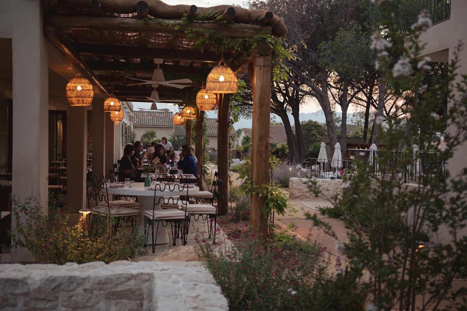 Boutique Hotel Responsable Et Restaurant Basgi Basgi Saint-Florent  Esterno foto