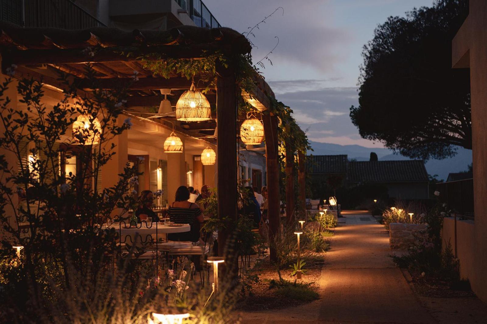Boutique Hotel Responsable Et Restaurant Basgi Basgi Saint-Florent  Esterno foto